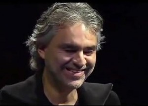 bocelli 300x215 Potencia la vida: La historia de Andrea Bocelli