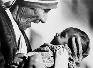 teresacalcuta 300x220 Homenaje por los 100 años del nacimiento de la Madre Teresa