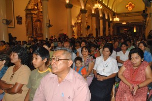 DSC 0173 300x201 Piura: Misa por los niños y niñas abortados y por la conversión...